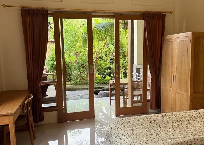 Pineapple House Guest house